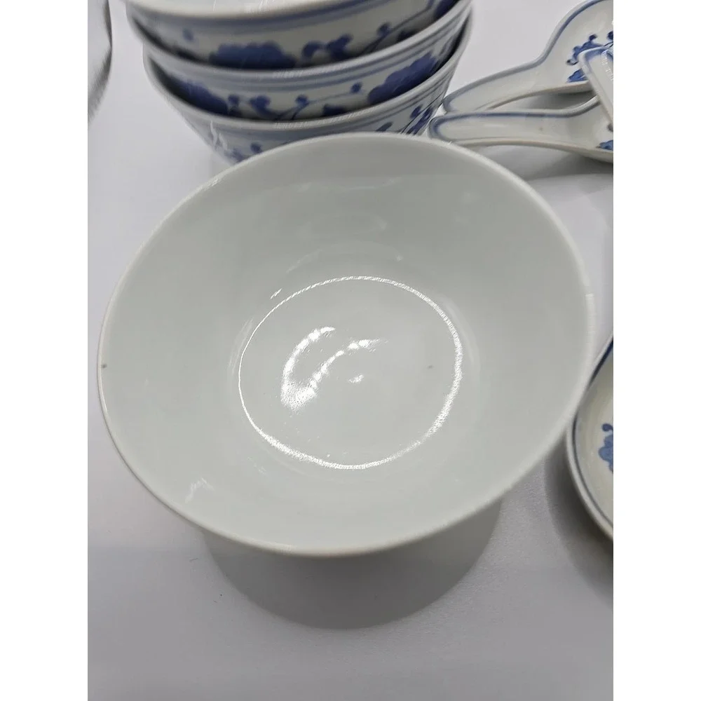 Vintage Chinese Porcelain Soup Rice Bowls (4) & Spoons (4) Eye Grain Style